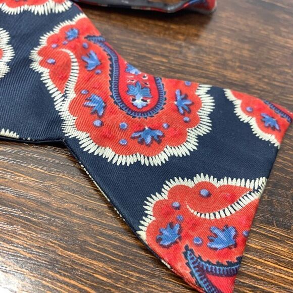 Men's Vintage Floral Paisley Design Bow Tie Red/Blue Adjustable - Picture 4 of 5